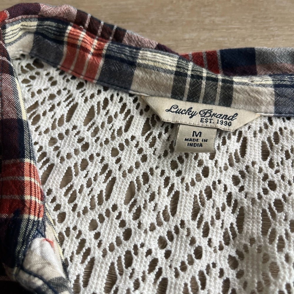 Lucky Brand Plaid Shirt Womens Size M Button Down Lace Back - Picture 2 of 6